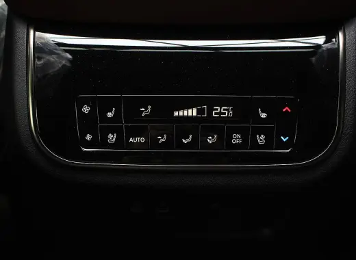 انفنتي QX80 أوتوجراف ٢٠٢٥