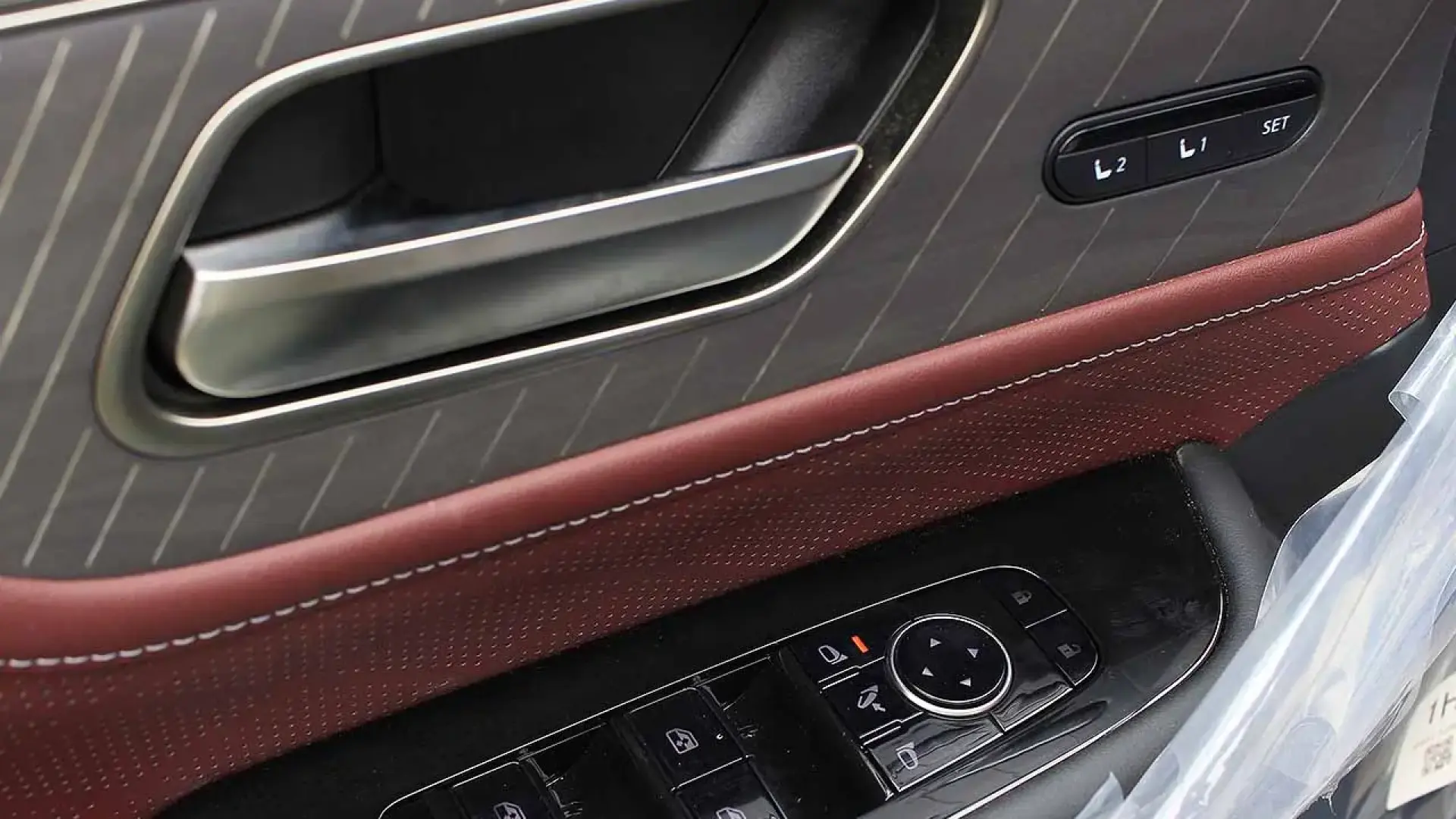 انفنتي QX80 أوتوجراف ٢٠٢٥