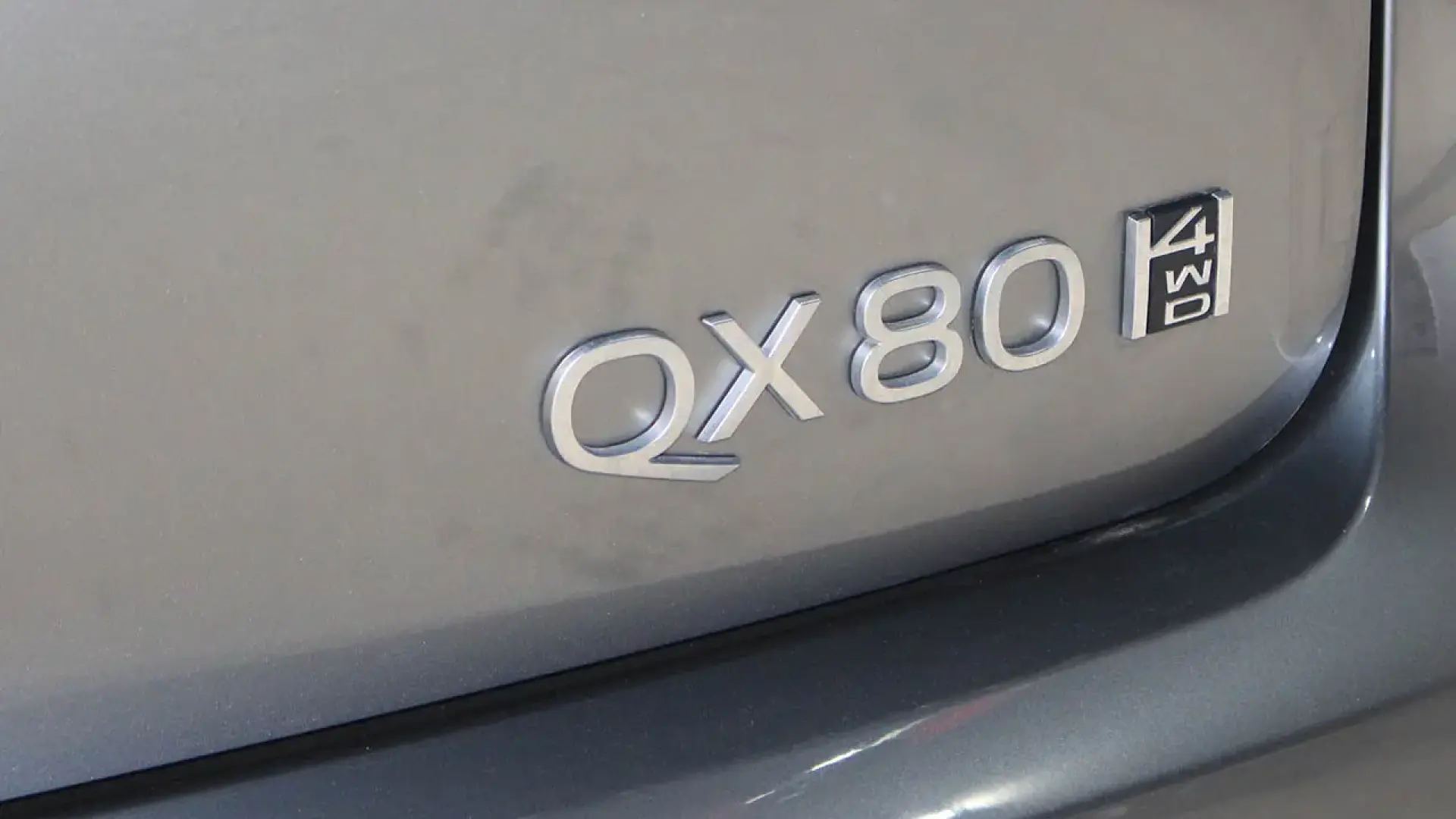 انفنتي QX80 سنسوري ٢٠٢٥