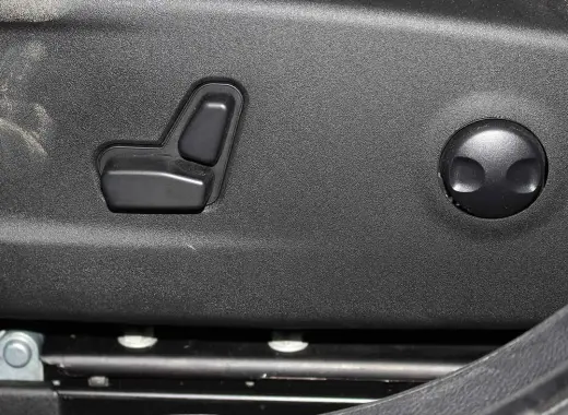 دودج تشارجر 2023