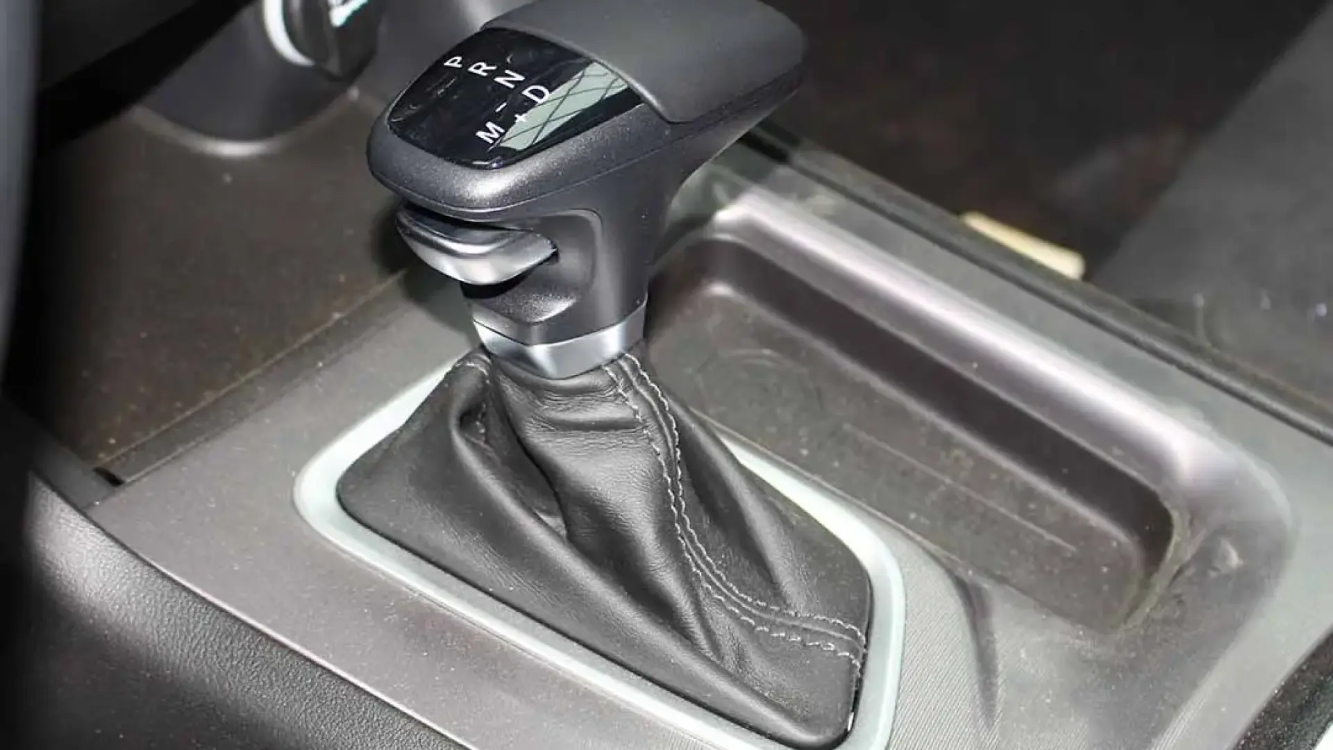 دودج تشارجر 2023