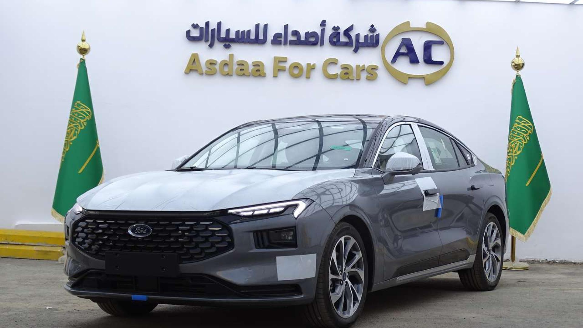 فورد تورس تيتانيوم