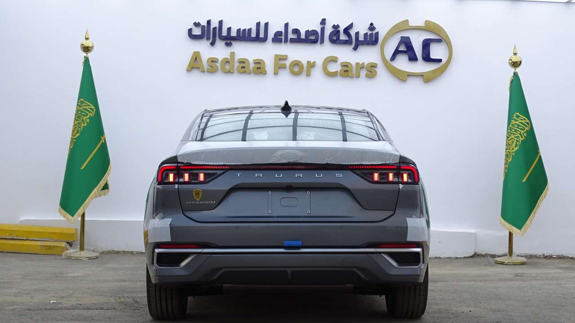 فورد تورس تيتانيوم