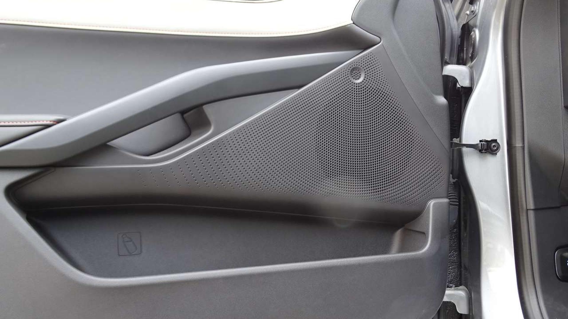 فورد تورس تيتانيوم