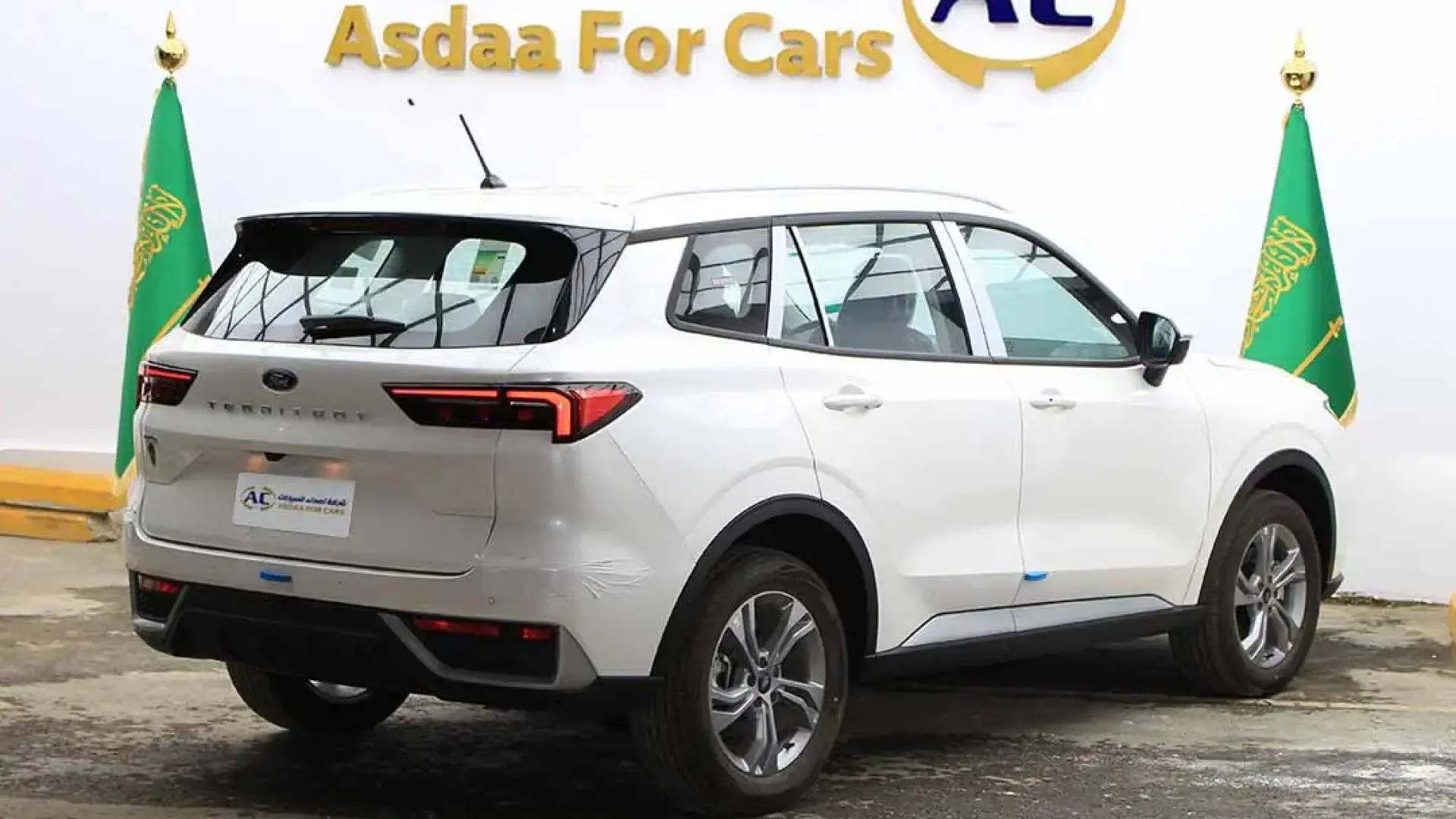 فورد تيرتوري امبيانتي 2025