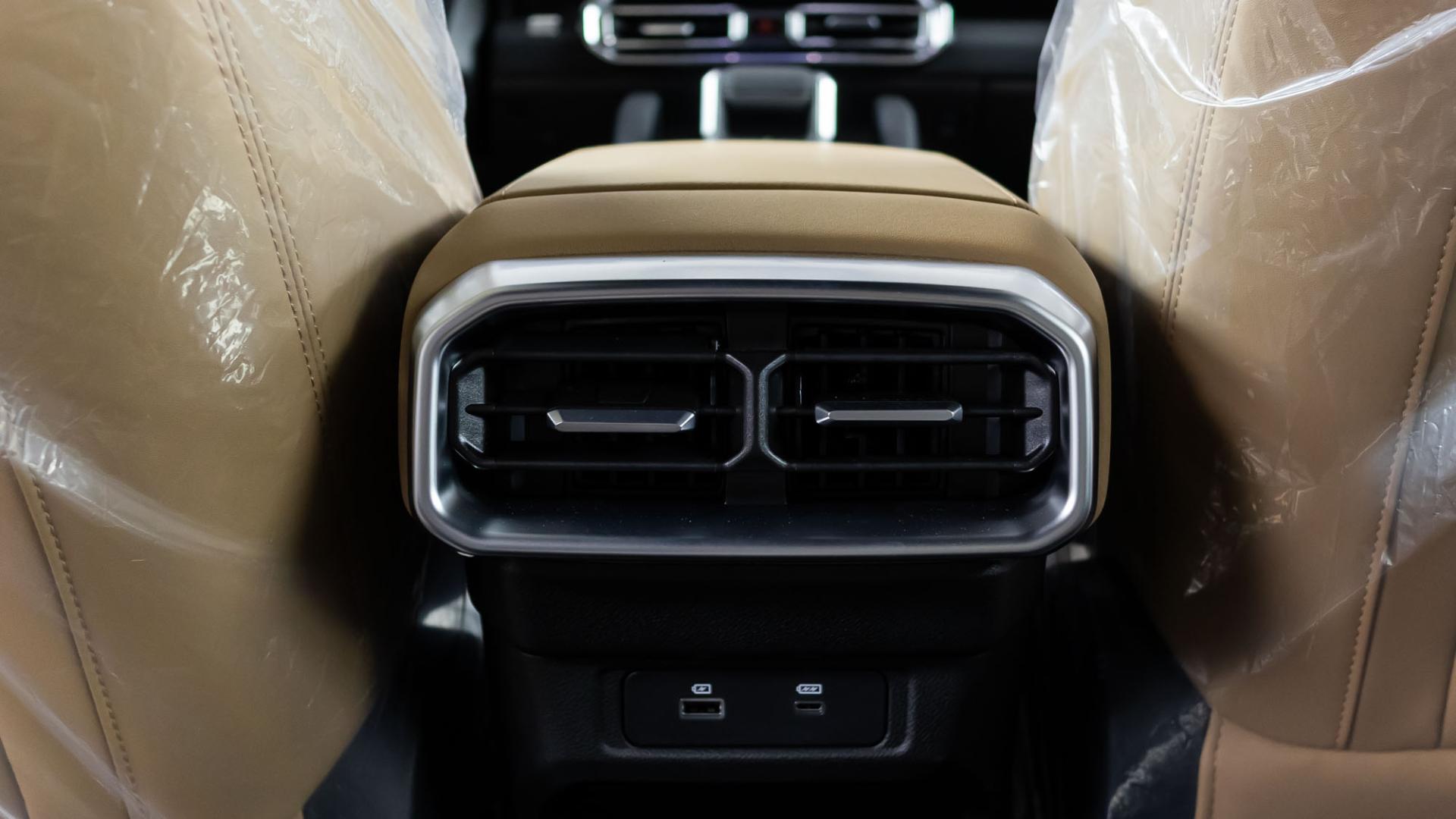 Jetour T2 Luxury 2026