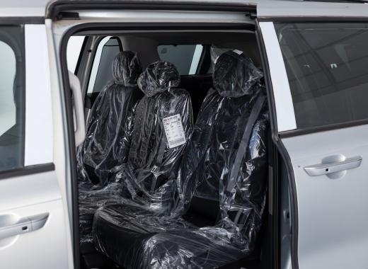 كيا كارنيفال نص فل 2025