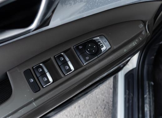 كيا كارنيفال نص فل 2025