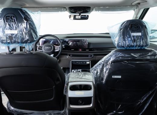 كيا كارنيفال نص فل 2025