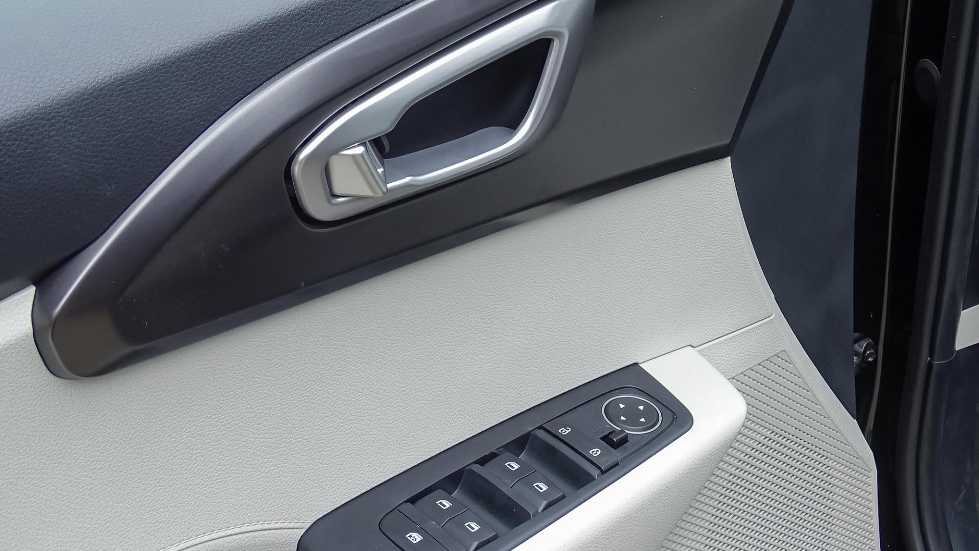 كيا كارينز ستاندر 2026