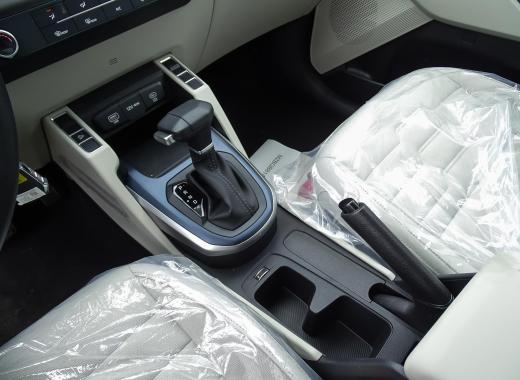 كيا كارينز ستاندر 2026