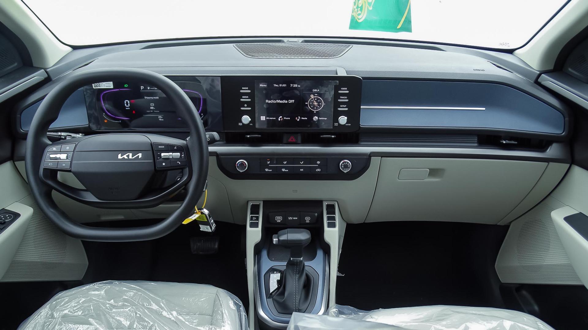 كيا كارينز ستاندر 2026