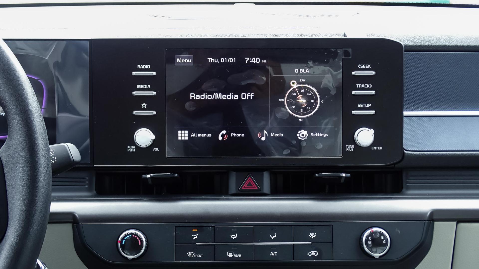 كيا كارينز ستاندر 2026