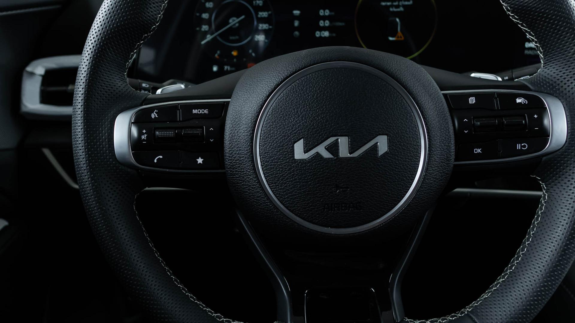 كيا سبورتاج 2.0 نص فل2025