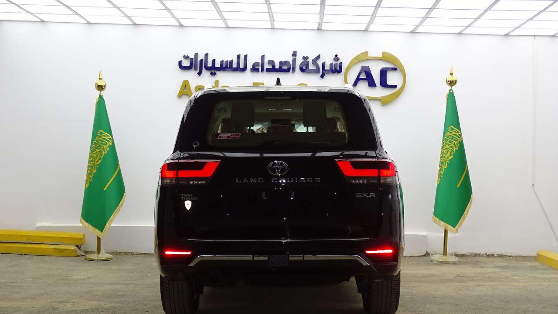 تويوتا لاند كروزر GXR
