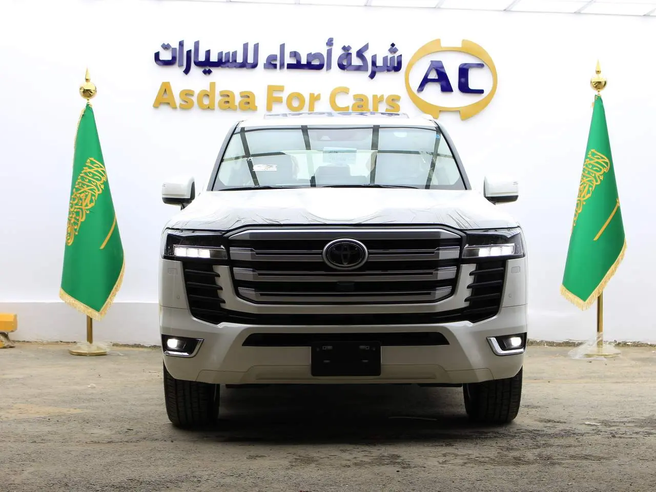 تويوتا لاندكروزر GXR-L5 ٢٠٢٤