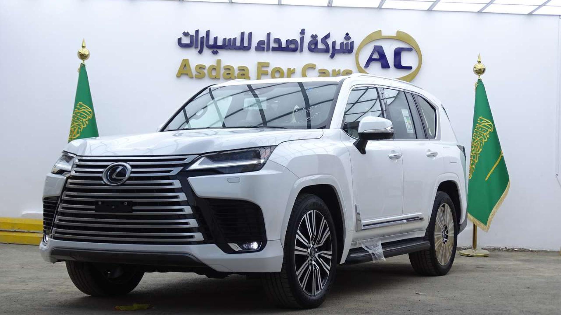 لكزس LX600 BB