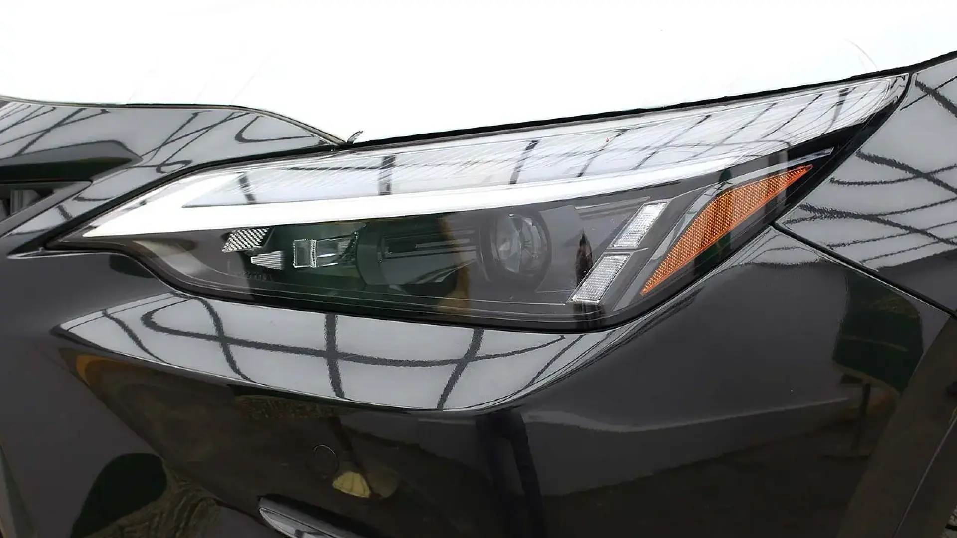 لكزس NX350 ٢٠٢٤