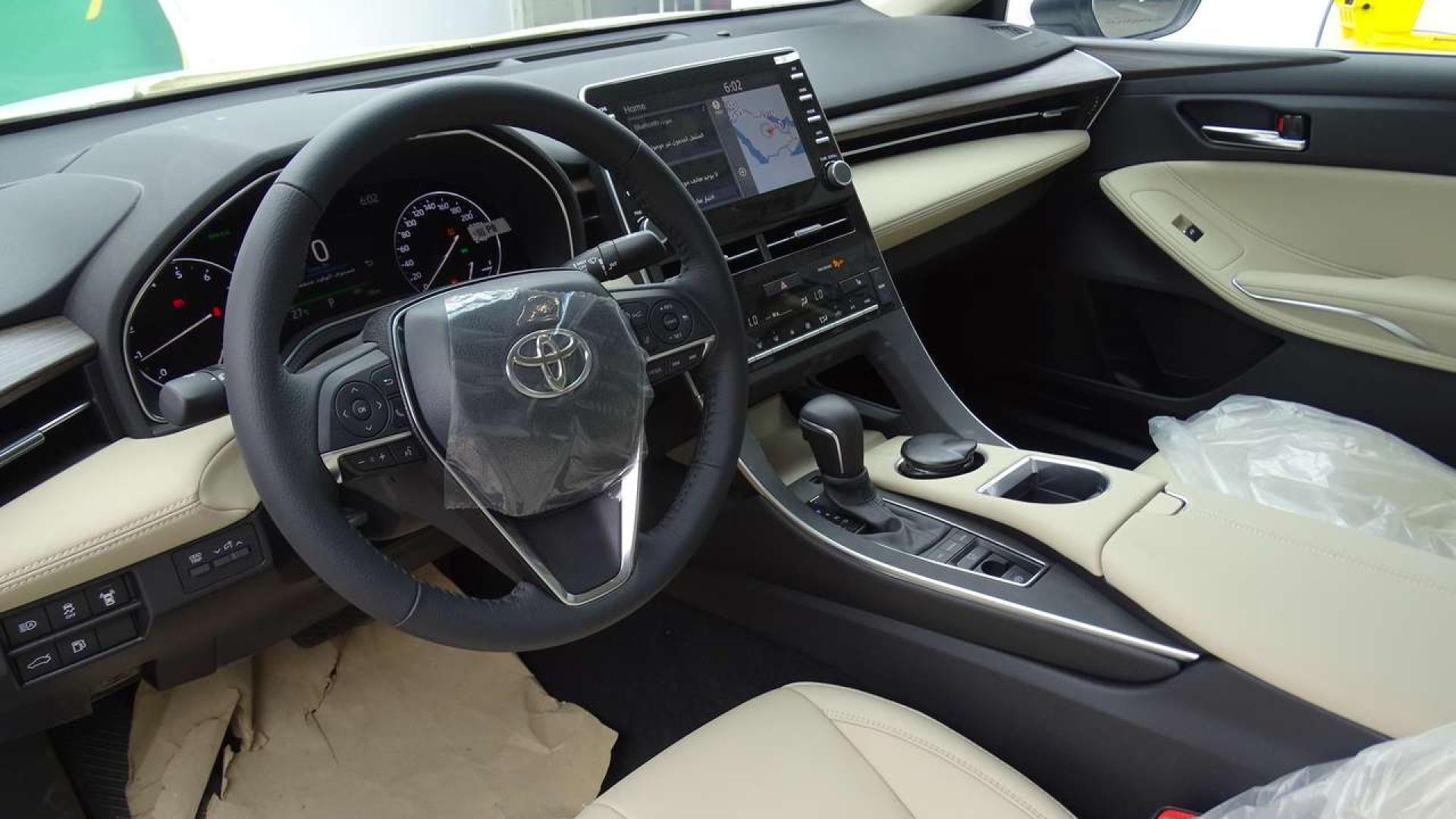 تويوتا افالون XLE خليجي