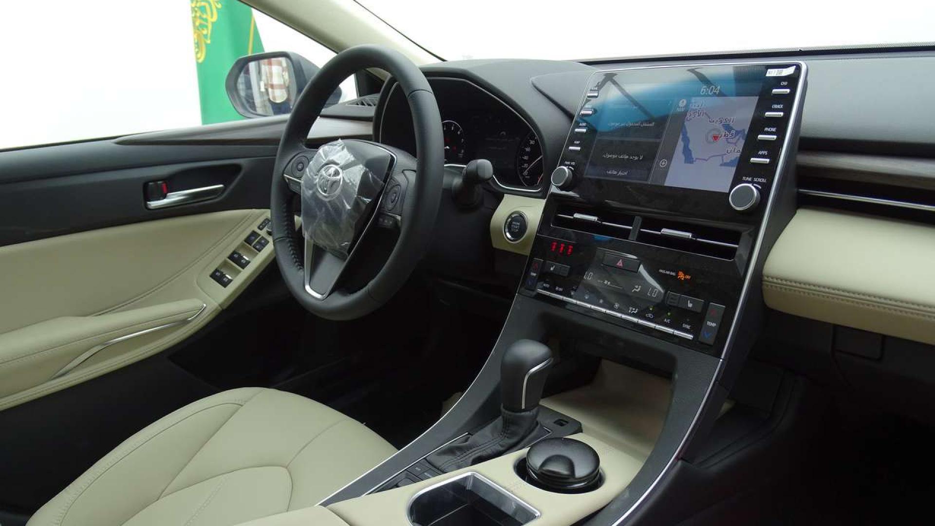 تويوتا افالون XLE خليجي