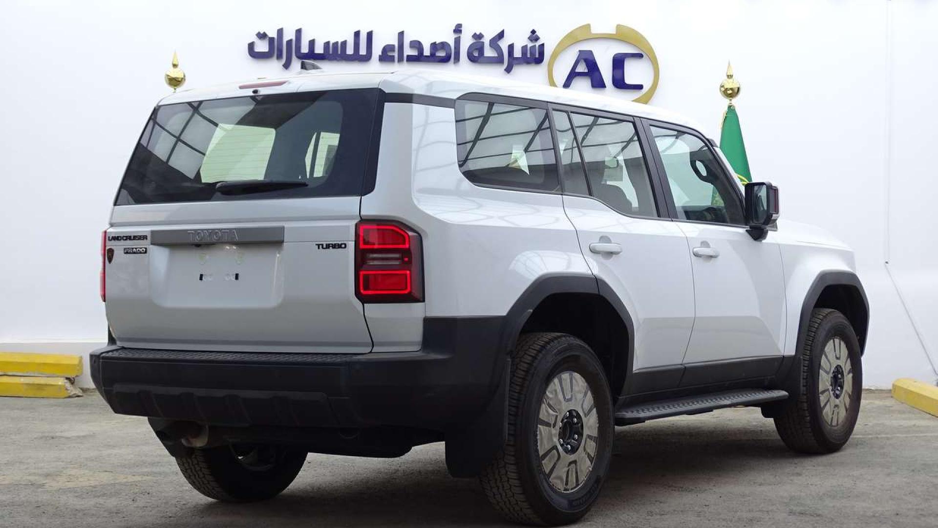 تويوتا برادو TXL1 بنزين 2025