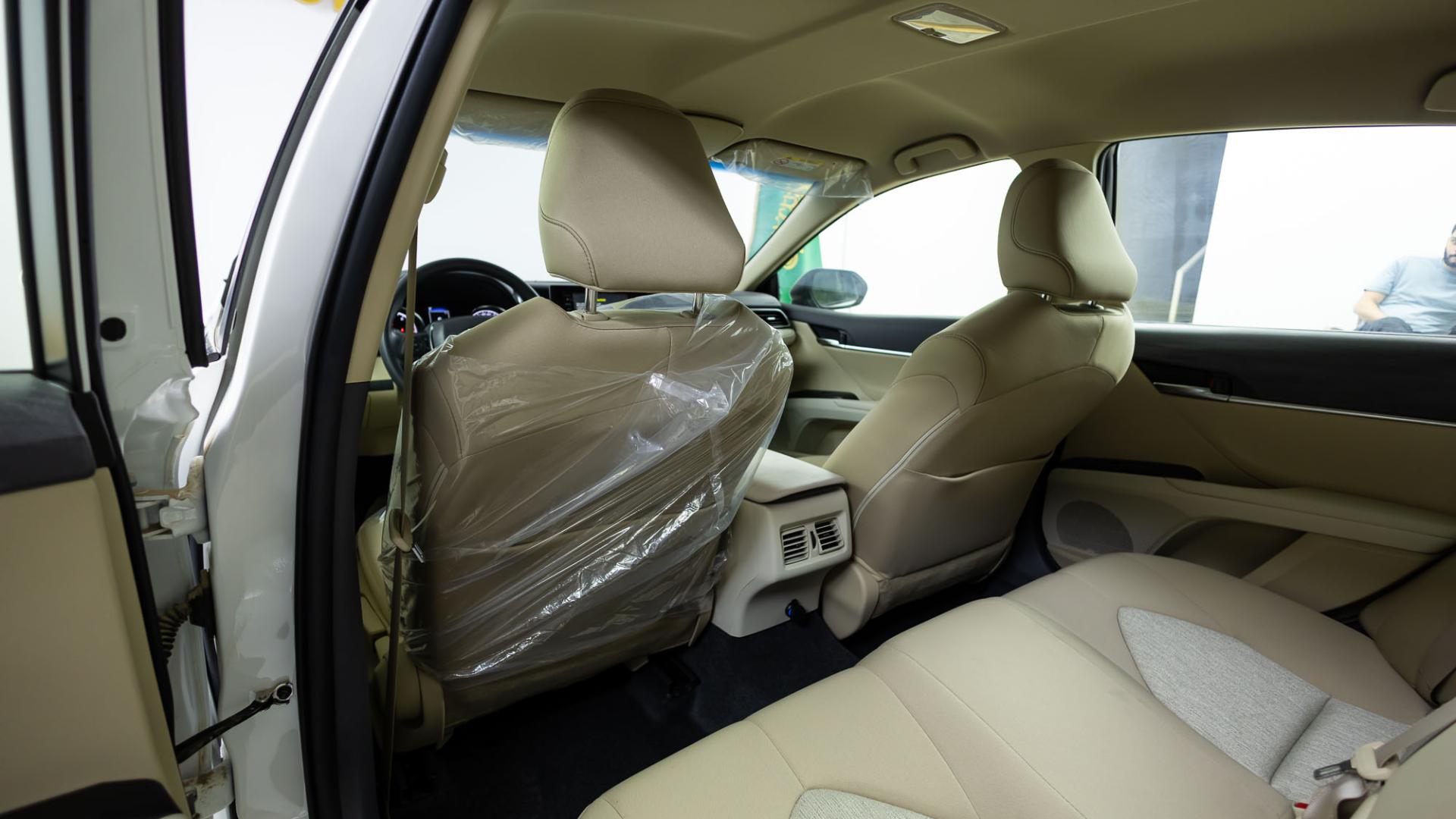 LE تويوتا كامري