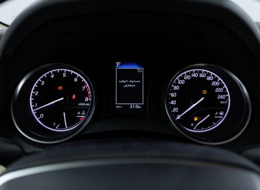 LE تويوتا كامري