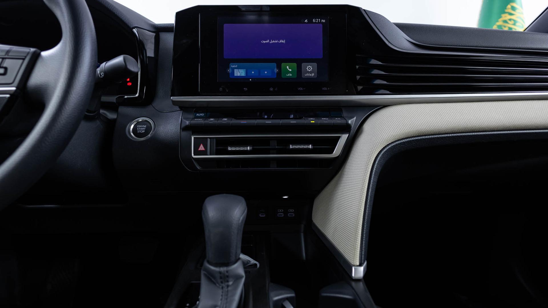 تويوتا كامري ستاندر 2025