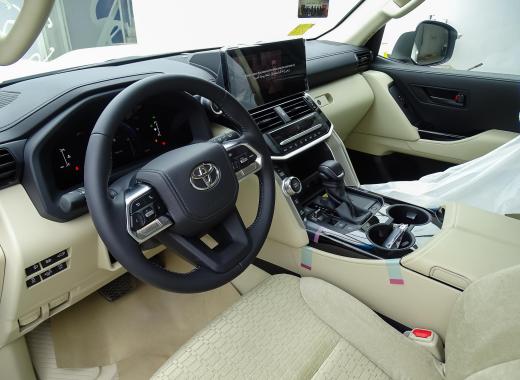 تويوتا لاندكروزر GXR L3 2026