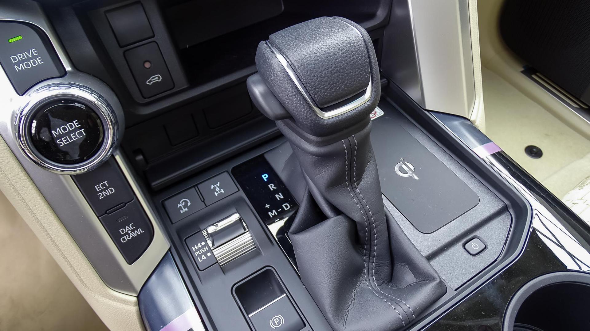 تويوتا لاندكروزر GXR L3 2026