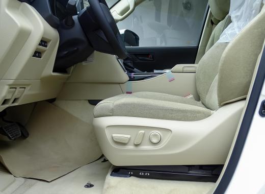 تويوتا لاندكروزر GXR L3 2026