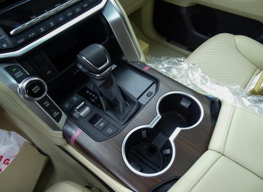 تويوتا لاندكروزر GXR L4 2026